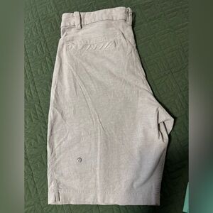 Lululemon Men's grey shorts